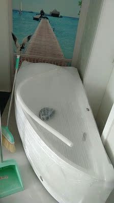 发个贴子，问问欧凯伦双人情侣扇形按摩浴缸怎么样?