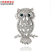 Smiling cute OWL brooches of posting Korean Crystal brooch women fancy cat brooch pin