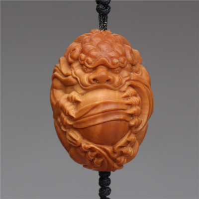 苏州核雕名家夏栋《狮子抱绣球》精品