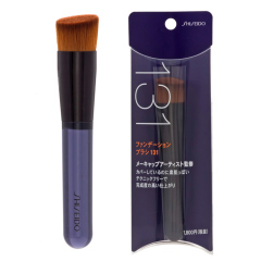 日本cosme大赏131 资生* 化妆刷子 斜平头BB霜粉底刷 带皮套