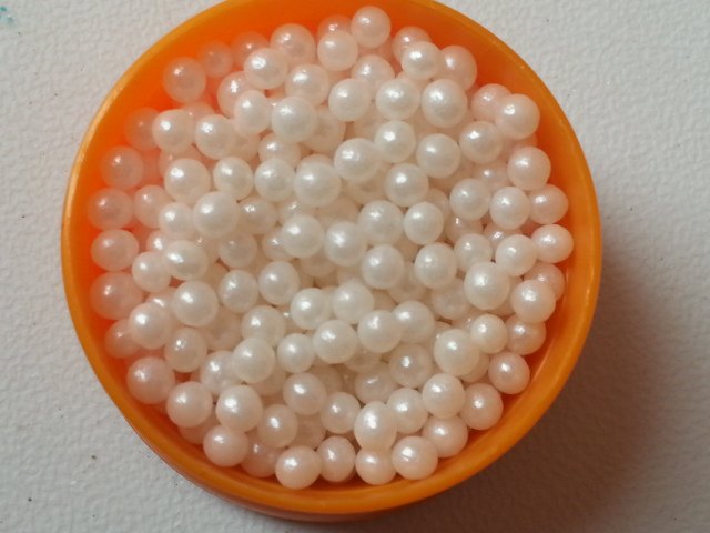 4mm白色珍珠糖 烘焙西点蛋糕wilton装饰 食用奶油裱花翻彩糖珠1kg