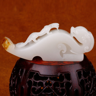 玉雕大师李明 和田玉羊脂玉白玉籽料吉龙87g
