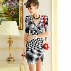 Bag hip dress big pink doll summer 2015 new grid in the ladies ' black and white Plover sleeve slim dress