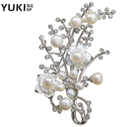 YUKI female natural Pearl shell brooch flower luxury corsage jumper pin Korea wild jewelry