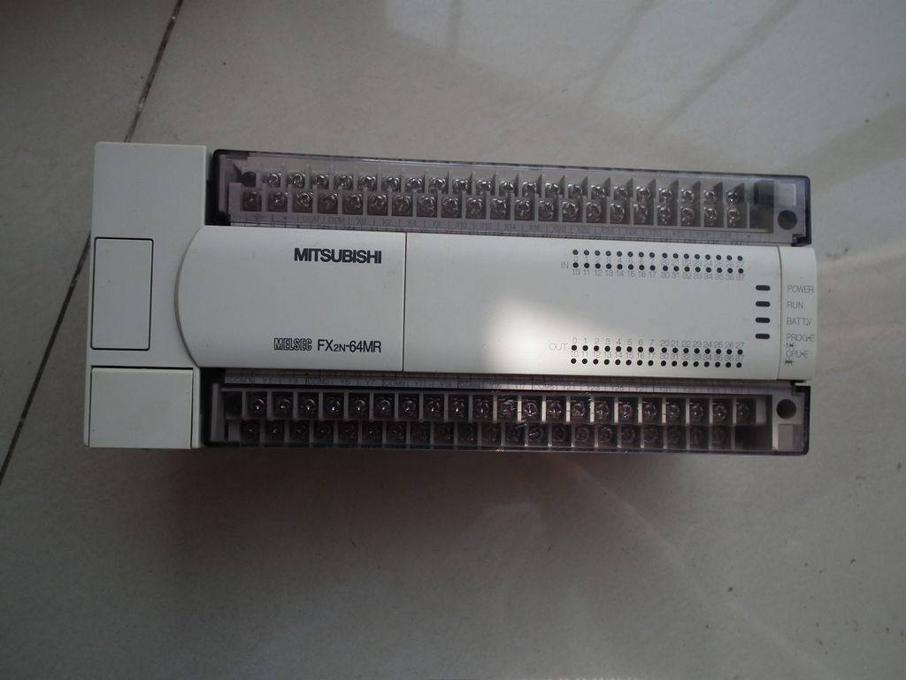 三菱plcfx2n-64mr-001其它元器件