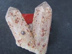 天然水晶原石多尖石榴石水晶共生矿物标本 水晶原石摆件