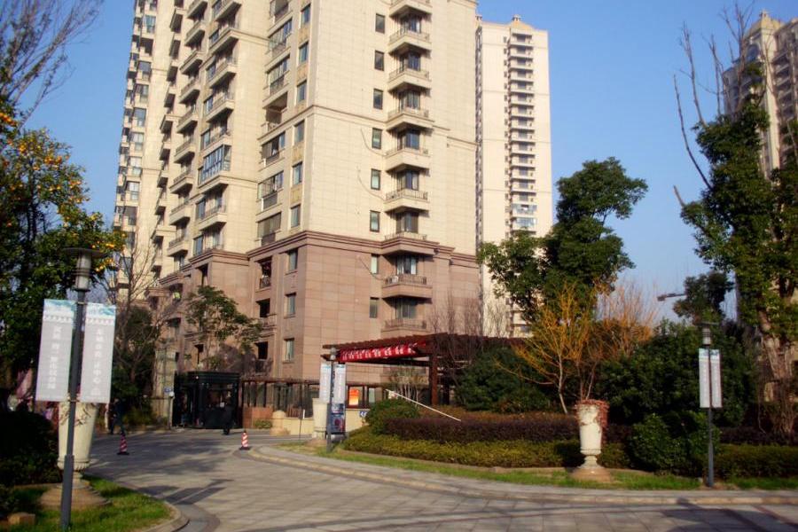 【第一次拍卖】无锡市锡山区宏诚花园5-2701等10套房产