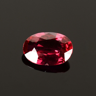 无烧0.67ct红宝石裸石 正红red 莫桑比克 净度好 国际证书 c005