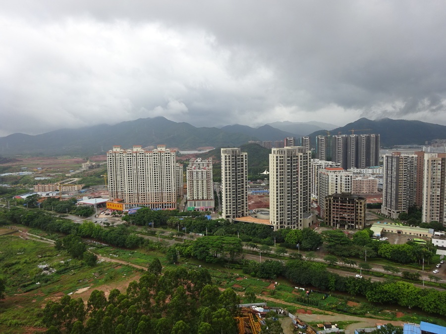 【第一次拍卖】惠州大亚湾西区蓝钻公寓二单元3411号房 不限购不限购
