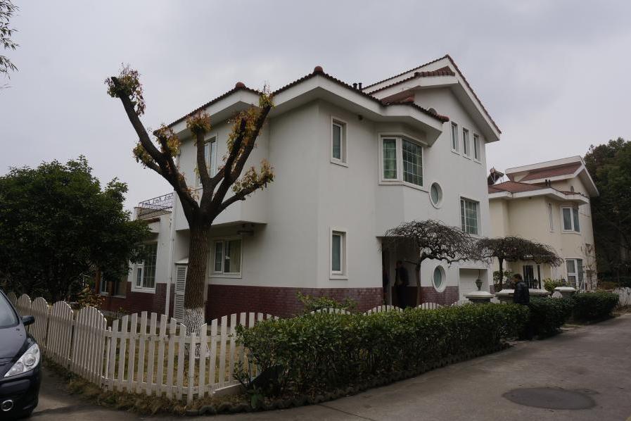 【第二次拍卖】上海市松江区新桥镇新南路99弄27号(雅仕居)的别墅一幢