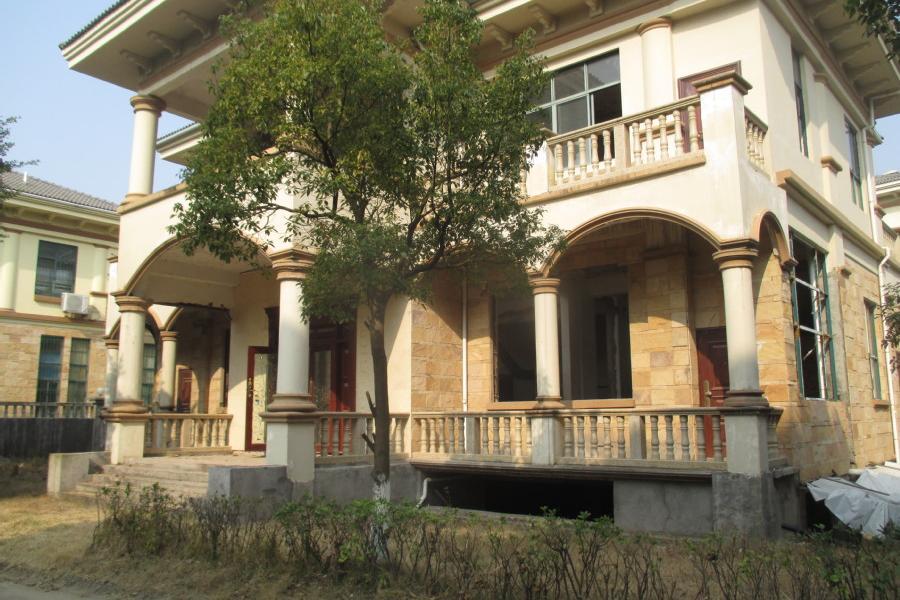 【第一次拍卖】赣州市章贡区水东镇虔东大道86号"时间公园"b2栋