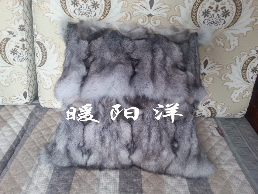 时尚家居芬兰狐狐狸毛抱枕沙发靠包45*45cm欧版狐狸毛抱枕