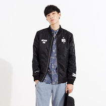 美特斯邦威2015秋装新款男前胸数字印花化纤茄克吊牌价299元