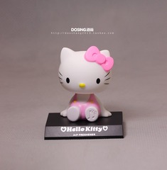 全新盒装 Hello kitty  KT猫 凯蒂猫 汽车摆件 摇头公仔 人偶