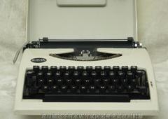 功能全好 英雄牌老式英文打字机 品相超好 老打字机