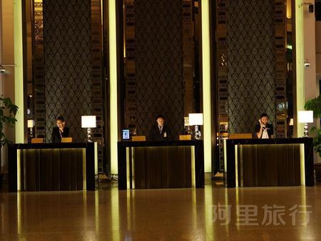 假日皇宫赌场度假村