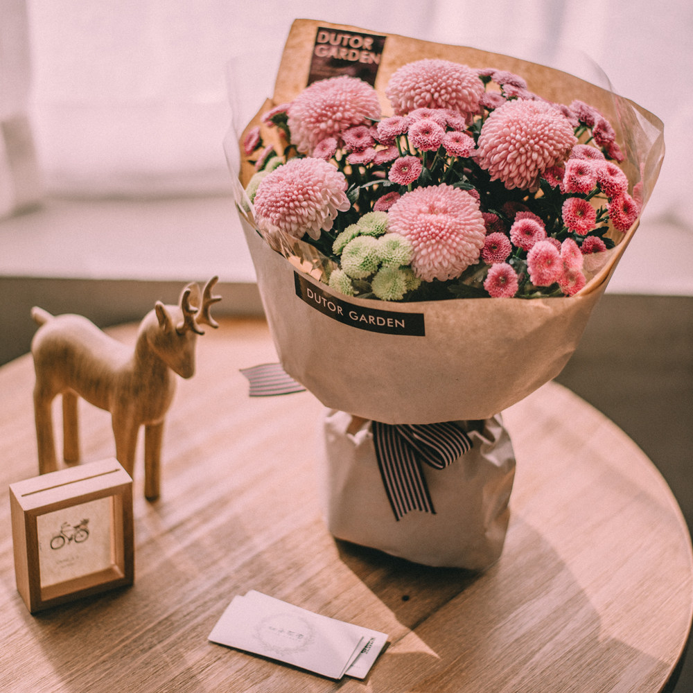 乒乓菊花束小菊文艺风小鲜花束西安鲜花速递西安送花同城闪送
