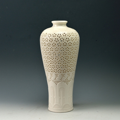 通花梅瓶 通花女王 省工艺美术大师 陈明华