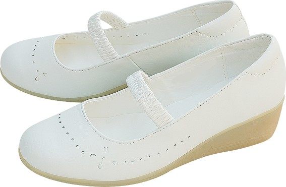 護士鞋新款媽媽鞋夏鏤空坡跟洞洞鞋女士涼鞋單鞋軟牛筋底涼鞋