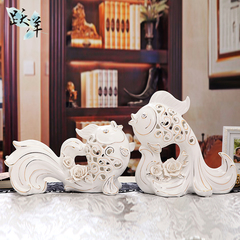 跃洋陶瓷摆件景德镇瓷器创意家居饰品客厅双鱼摆件手工招财工艺品