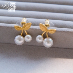 Golden Pearl bridal beauty is just too cute cherry Lady shell Pearl Earrings earring usual gift box H0318