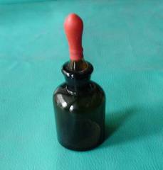 30ml棕色滴瓶 磨口玻璃滴瓶 附红色胶头