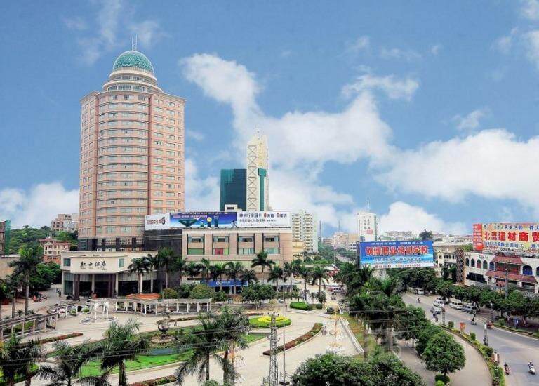 玉林红云酒店北流城西一路店