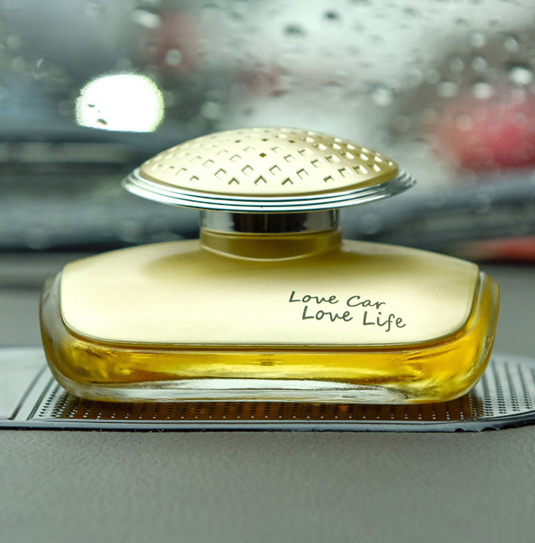 汽车香吧汽车香水座式香水车载车用摆件男女创意车内香水瓶除异味