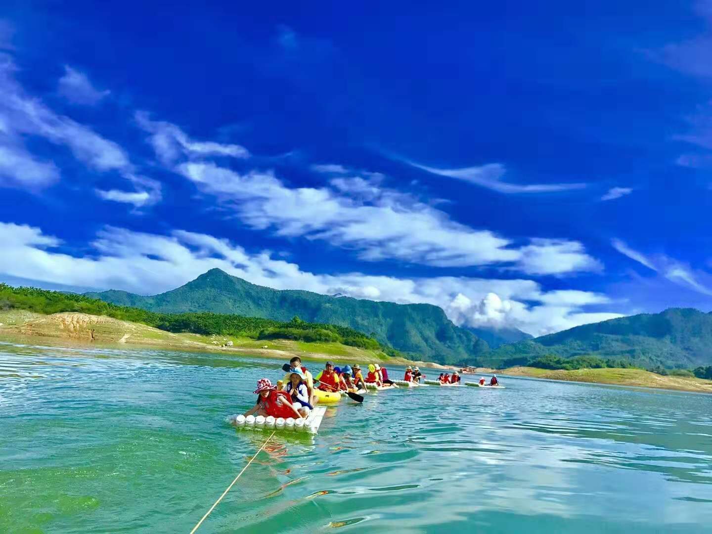 万泉湖