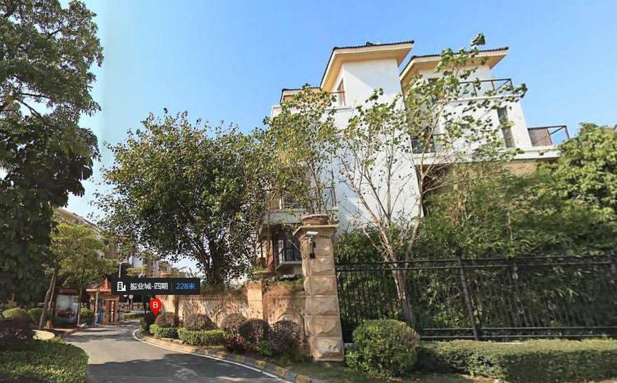 【第一次拍卖】深圳市龙岗区横岗镇六约村振业城四,五期5-6栋复式2302