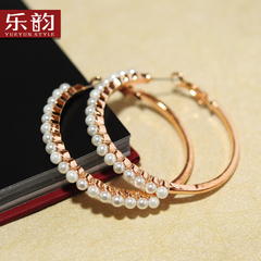 Music jewelry Korea fashion exaggeration circle pearl earrings are hypoallergenic ear earring 5 cm ring-mail