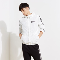 美特斯邦威2015秋装新款男轻薄连帽袖子印花茄克吊牌价339元