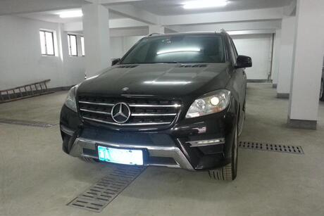 【第一次拍卖】车牌号浙a899ul奔驰牌小型越野车一辆