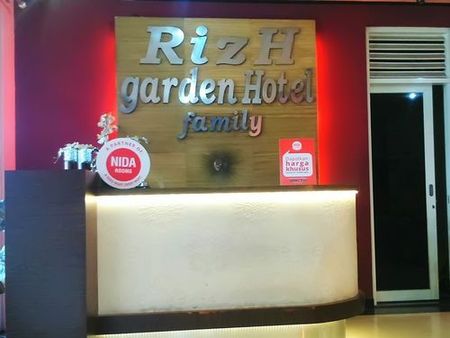 塔拉加波达斯 6 尼达酒店
