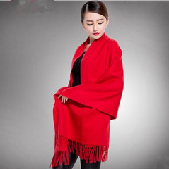 纯色大红围巾披肩男女通用秋冬装饰中国红围巾保暖围脖 活动批发