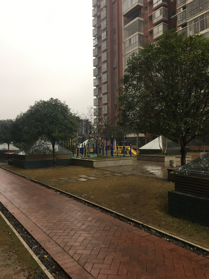 【第一次拍卖】湖南省南洲镇南洲中路唯一金城北区b707户房产