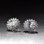 Very Thai s925 silver simulation drills white zircon earrings ladies Thai Tremella decoration classic