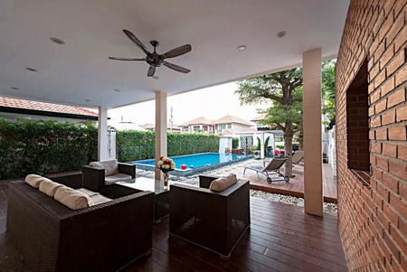 Exquisite 4bd 4 bth Villa with Pool Central Pattaya