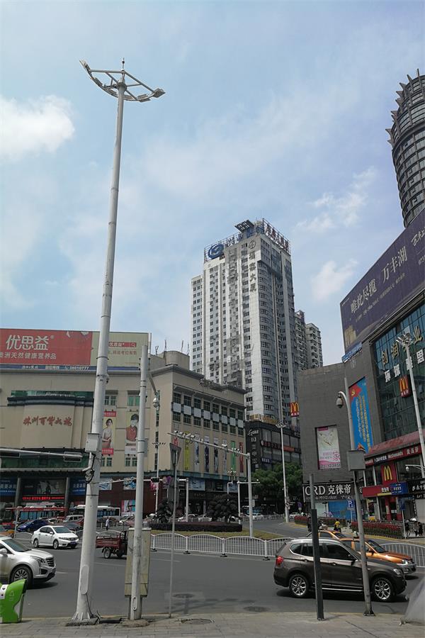 【第一次拍卖】湖南省株洲市芦淞区新华西路1138号福鑫大厦(110)