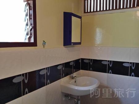 Talindak Beach Cottage