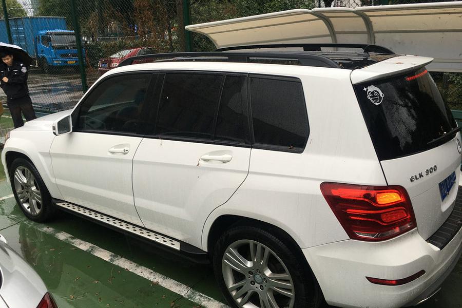 【第一次拍卖】梅赛德斯-奔驰牌bj6453a3小型普通客车一辆