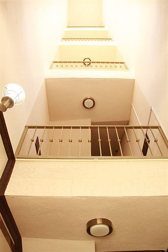 上城现代附家具公寓