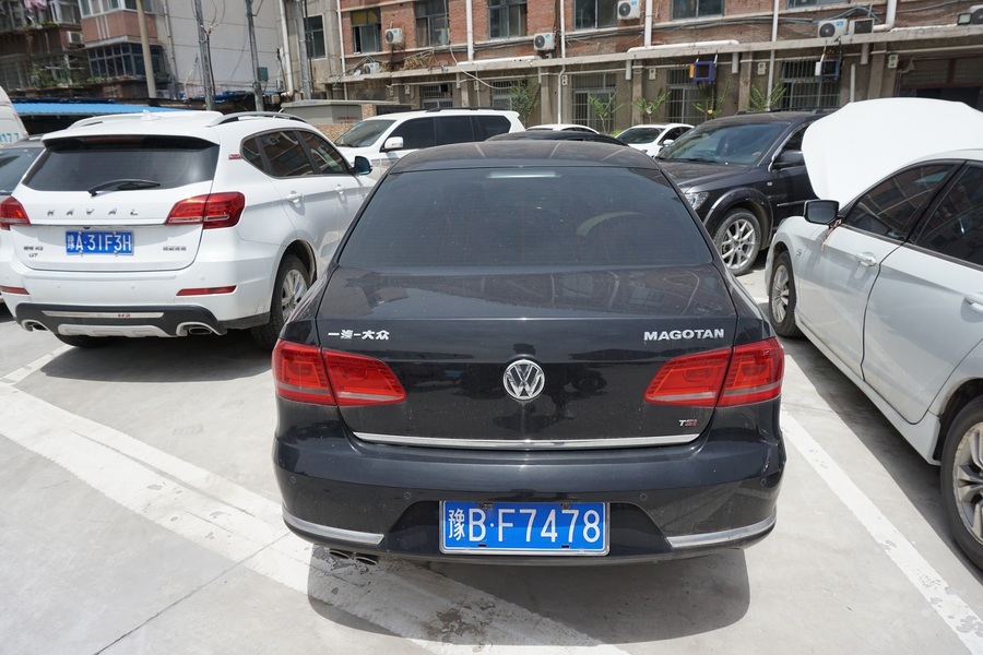 【第一次拍卖】车牌号为豫bf7478大众牌小型轿车