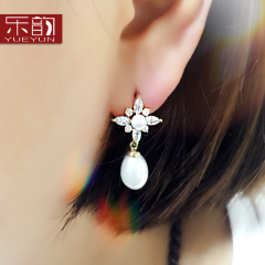 Music Korea Korean Crystal Pearl simple hypoallergenic sweet temperament drops the Korean version of stud earrings woman