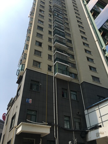 江苏省淮安市中级人民法院关于淮阴区帝豪大厦4套房产及帝景豪庭1套