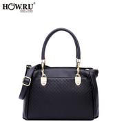 2015 new purses, Japan and South Korea in autumn and winter commuting simple delicate diamond Plaid bag laptop Messenger bag