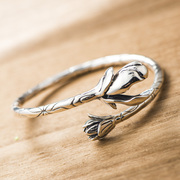 Thai-Japanese and Korean fashion woman bracelet 925 Silver girl Thai silver wild flowers silver bracelet new