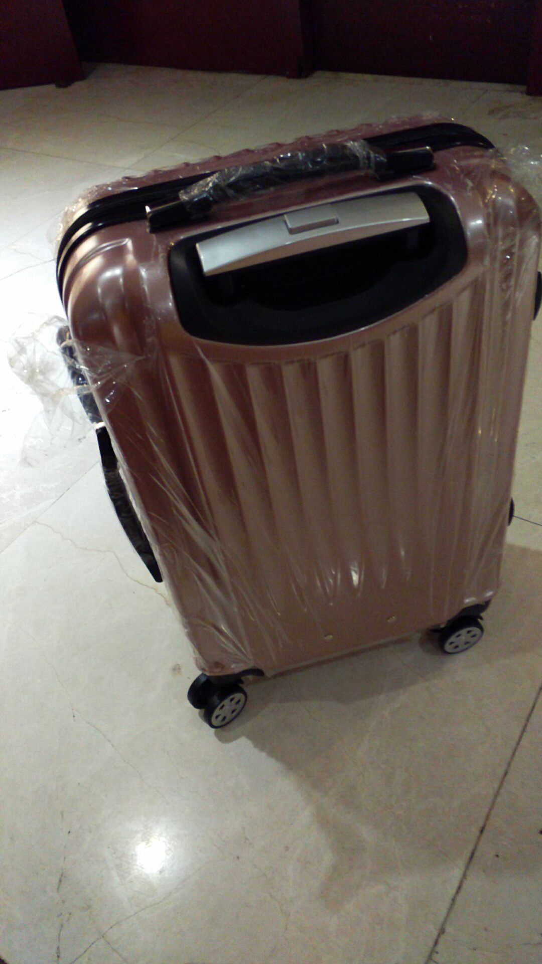 真实吐槽下雅班得行李箱品牌如何入手感受比较雅班得行李箱好不好