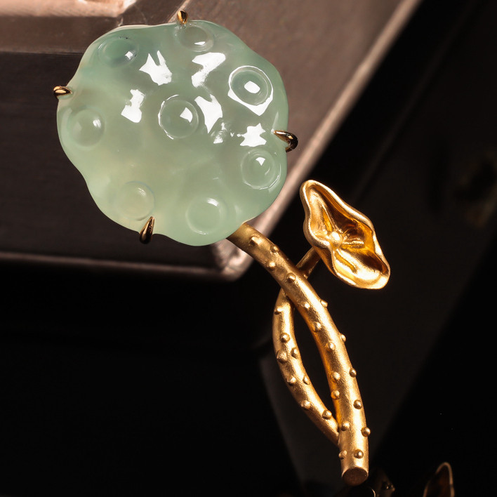 【源头好货-四会】缅甸翡翠a货18k镶嵌冰种晴底莲蓬吊坠 4.21克