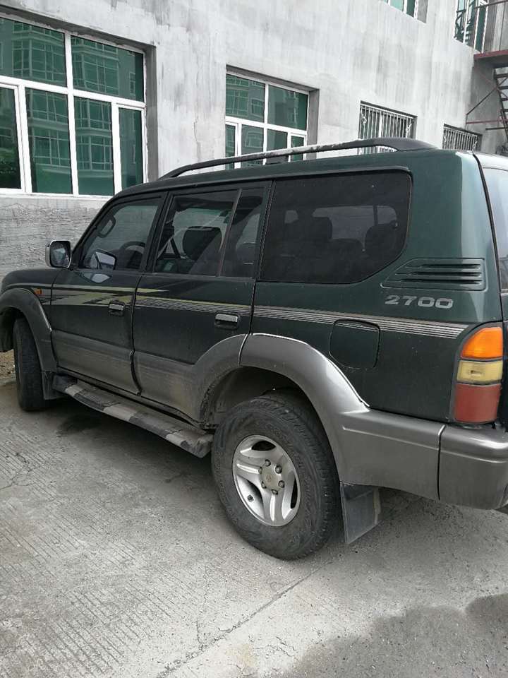 【变卖】虎林市人民法院关于拍卖北京牌路霸小型汽车